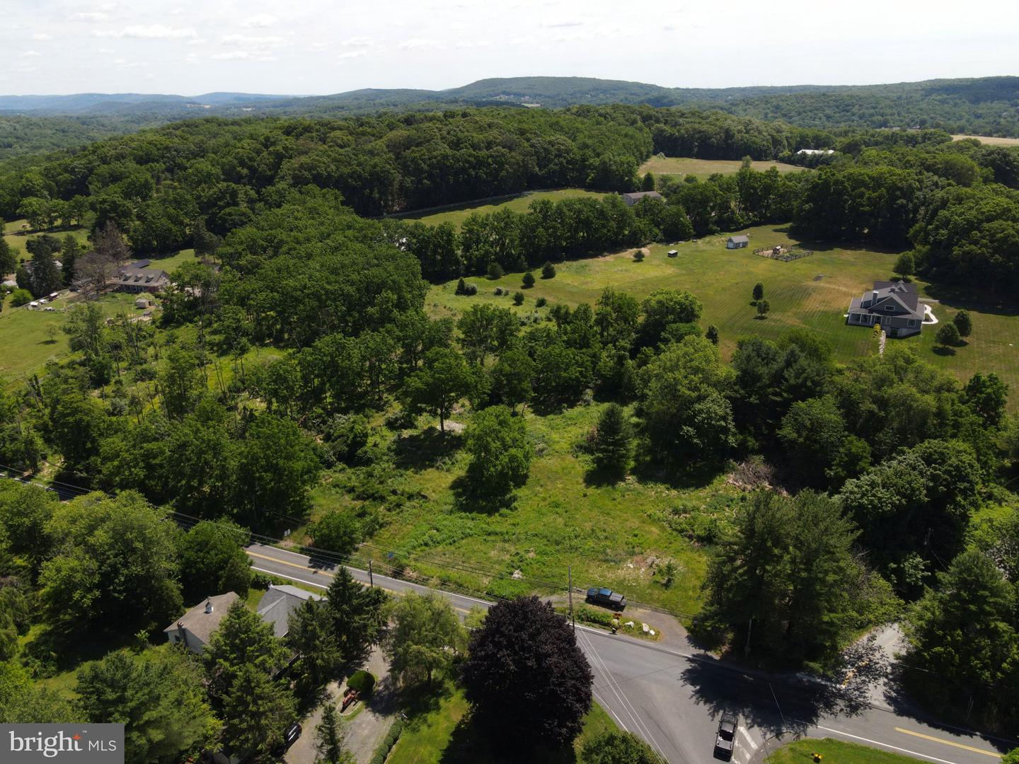 2804 Route 212 Property Photo 3
