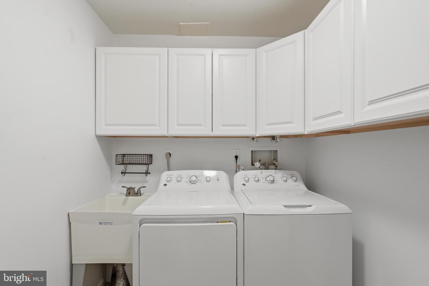 1382 Beechdrop Ct Property Photo 25