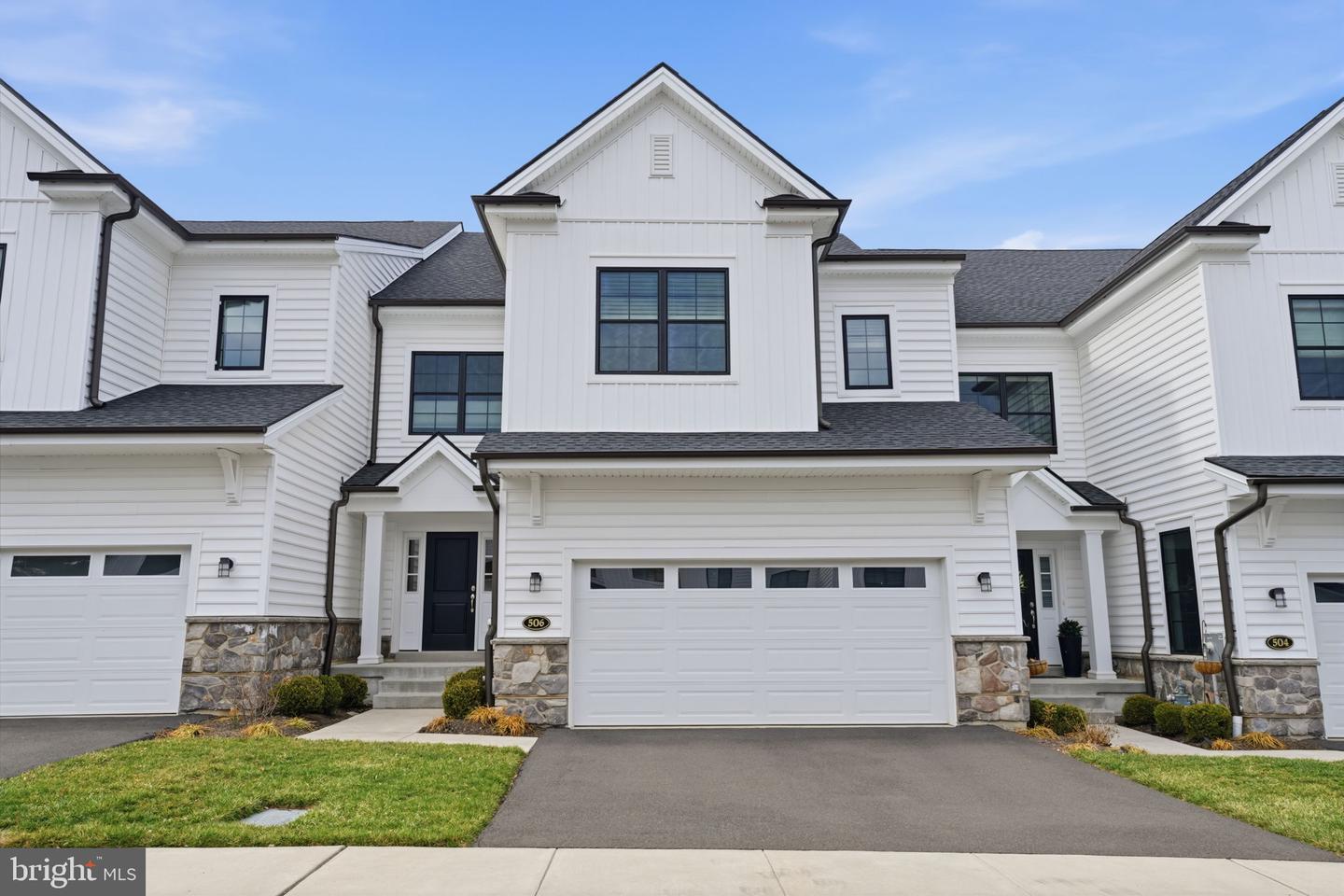 506 Carmela Way Property Photo 2