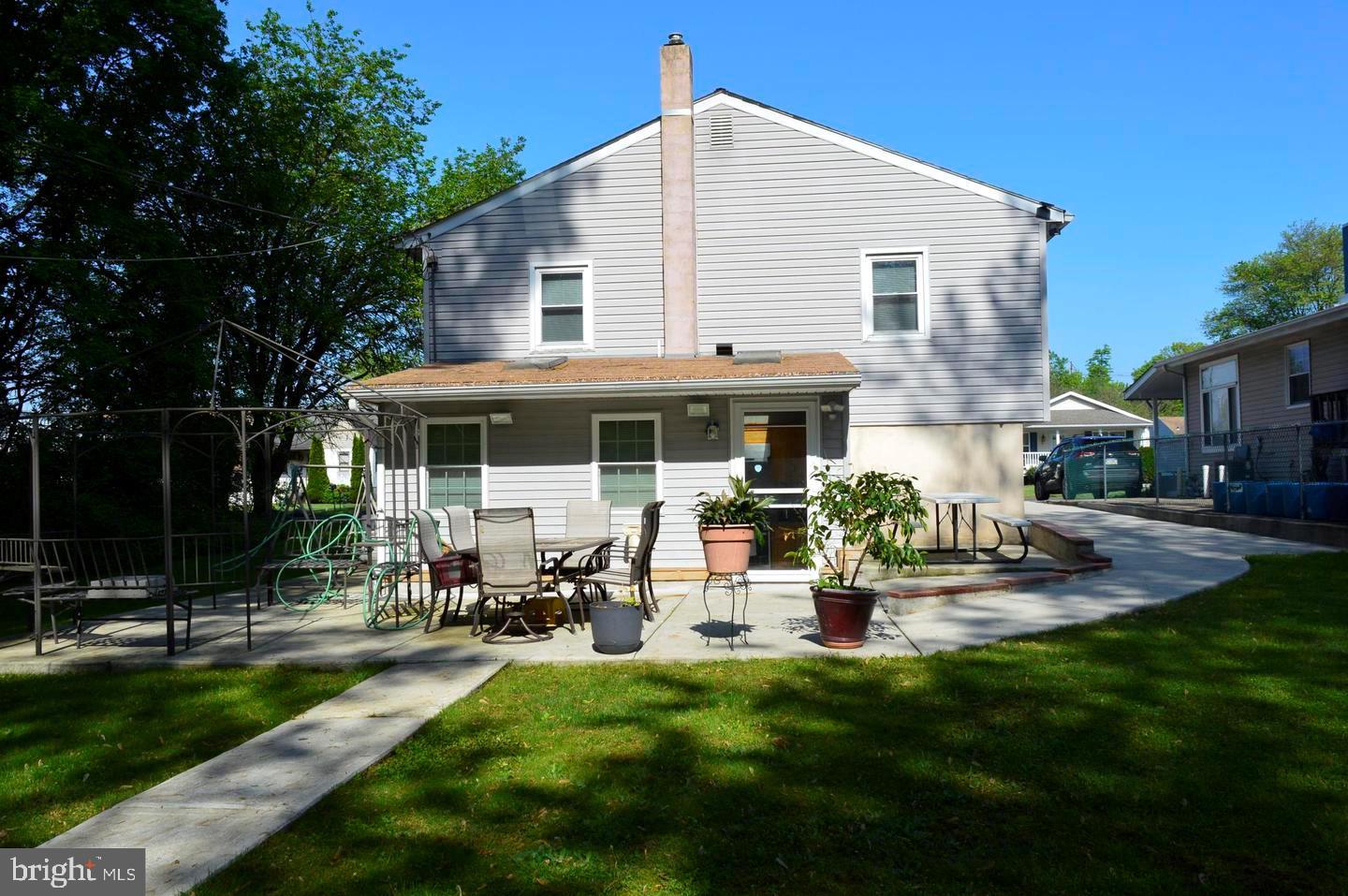 3131 Clive Ave Property Photo 15