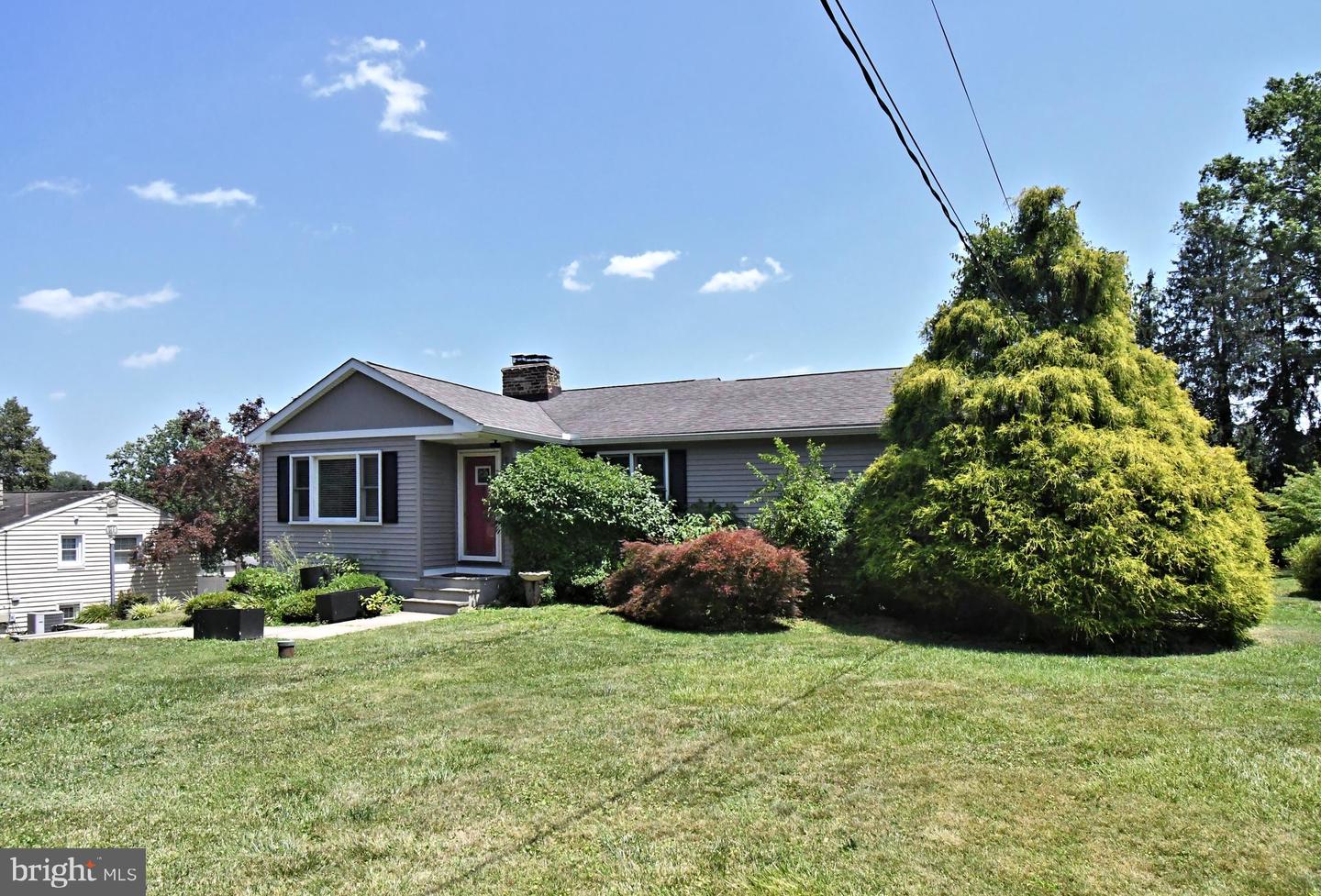 551 Walter Rd Property Photo 4