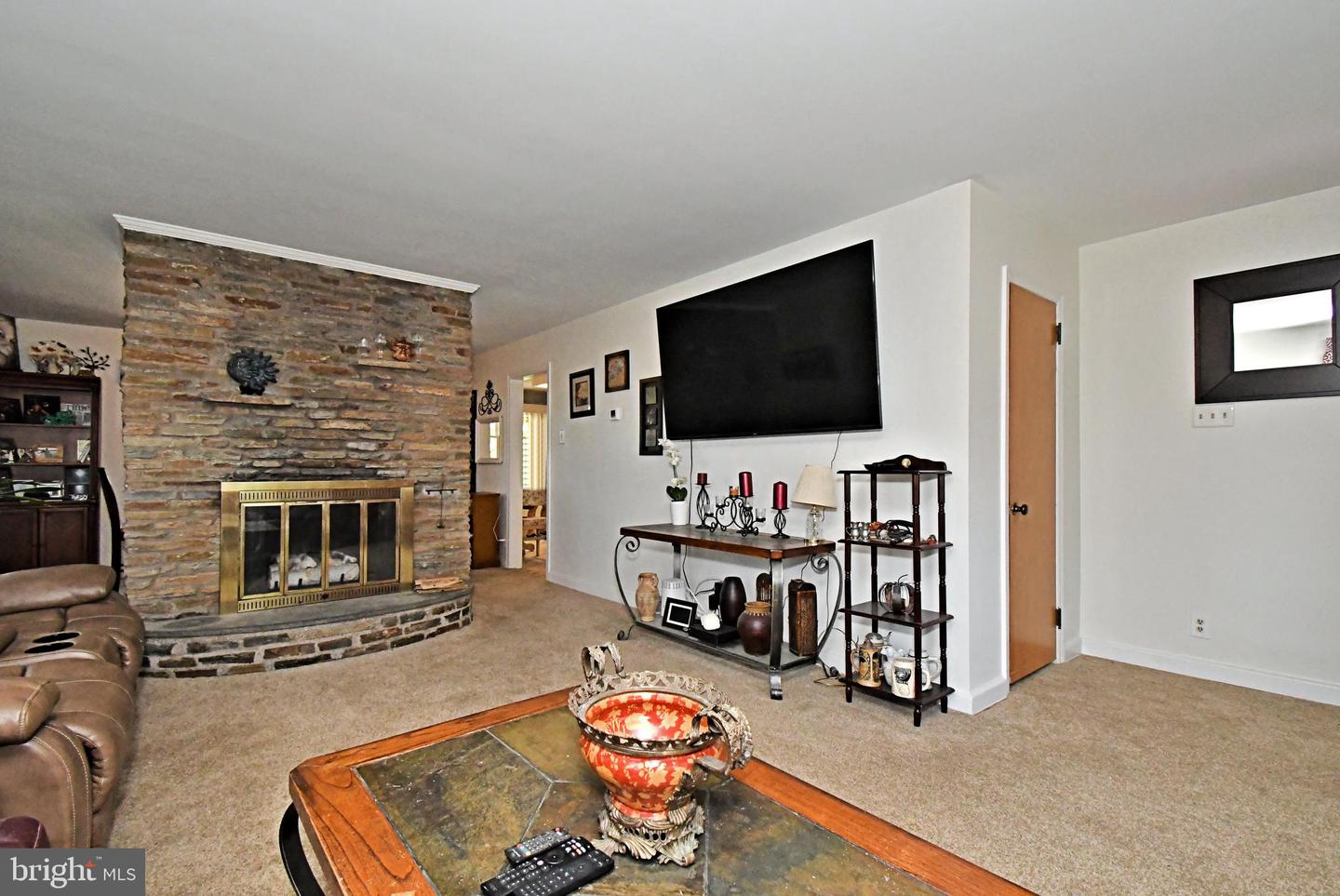 551 Walter Rd Property Photo 7