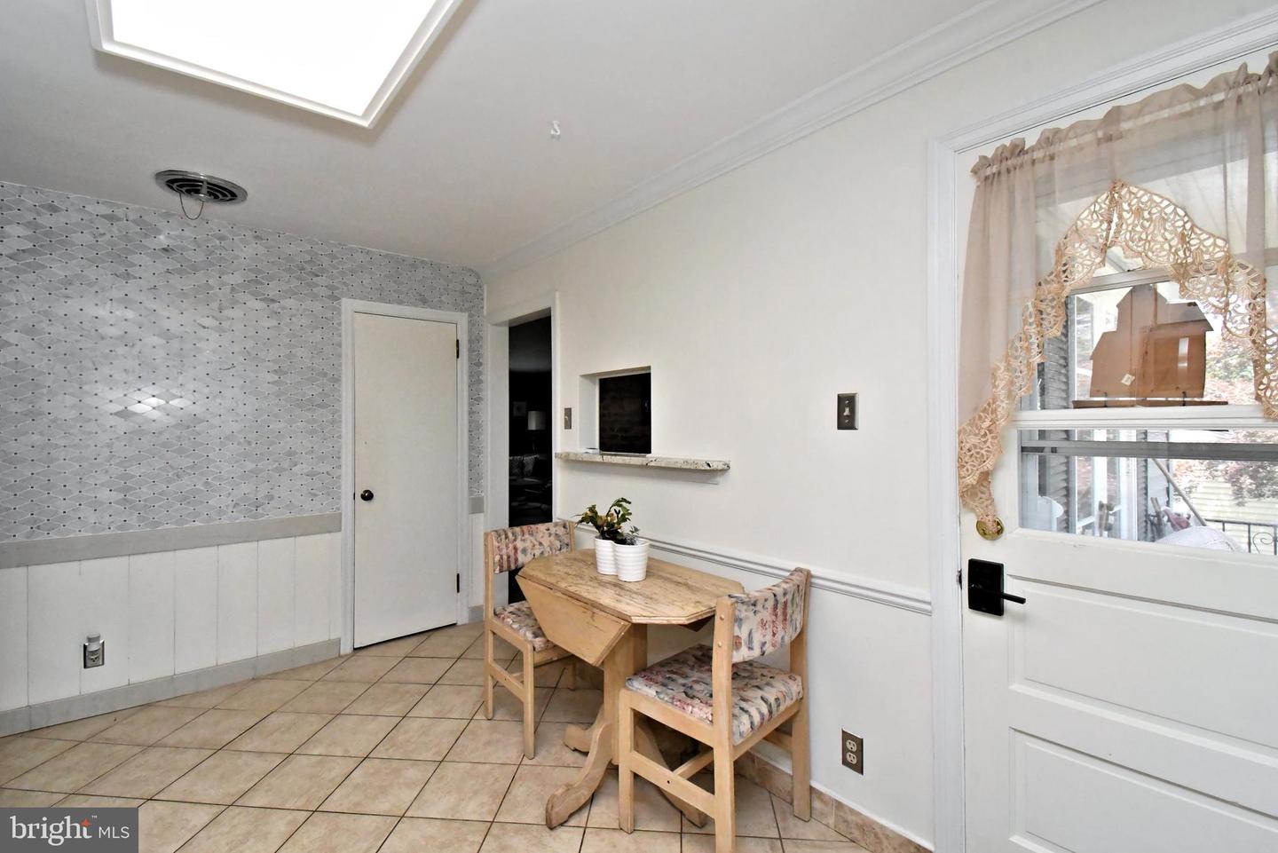 551 Walter Rd Property Photo 16