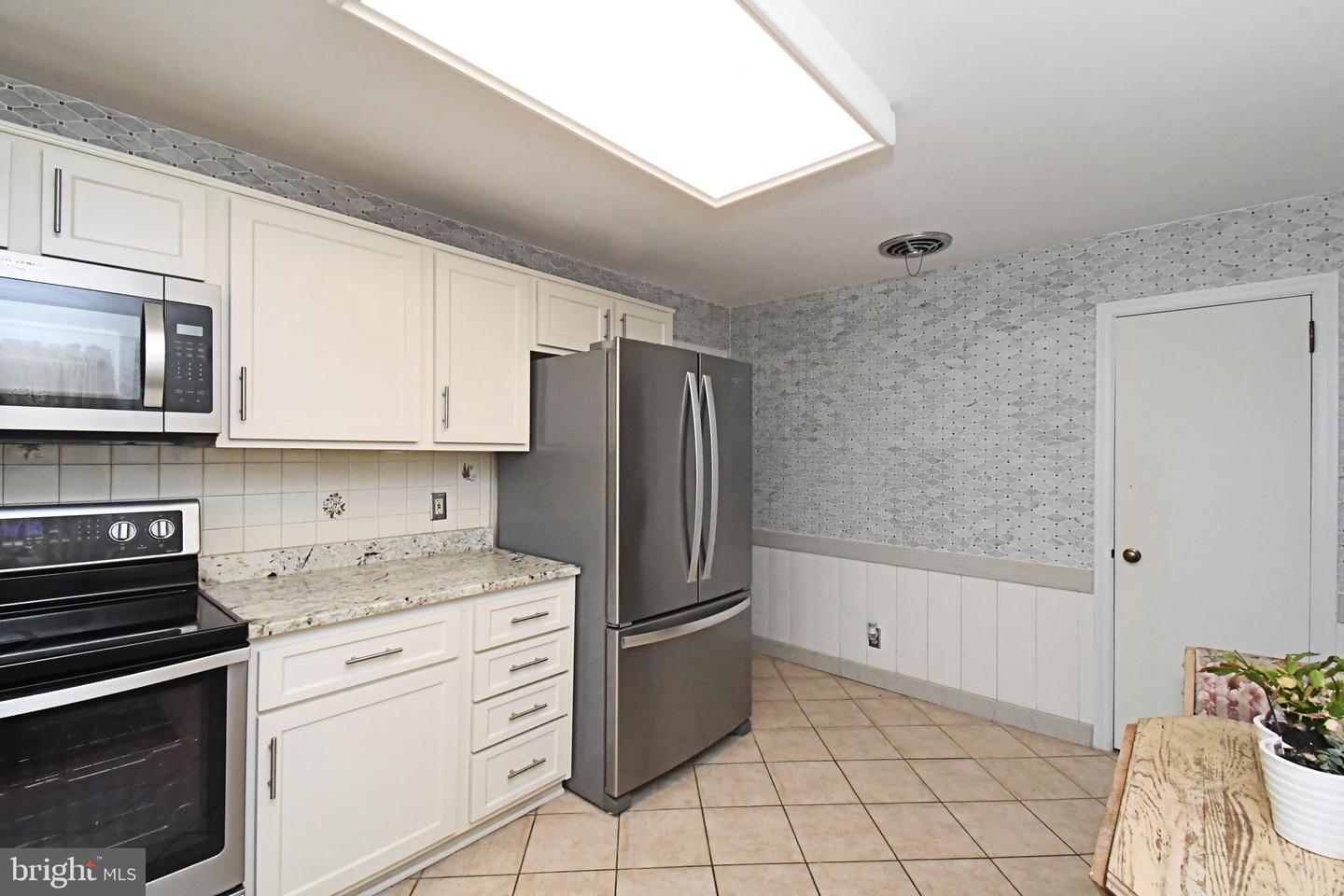 551 Walter Rd Property Photo 17