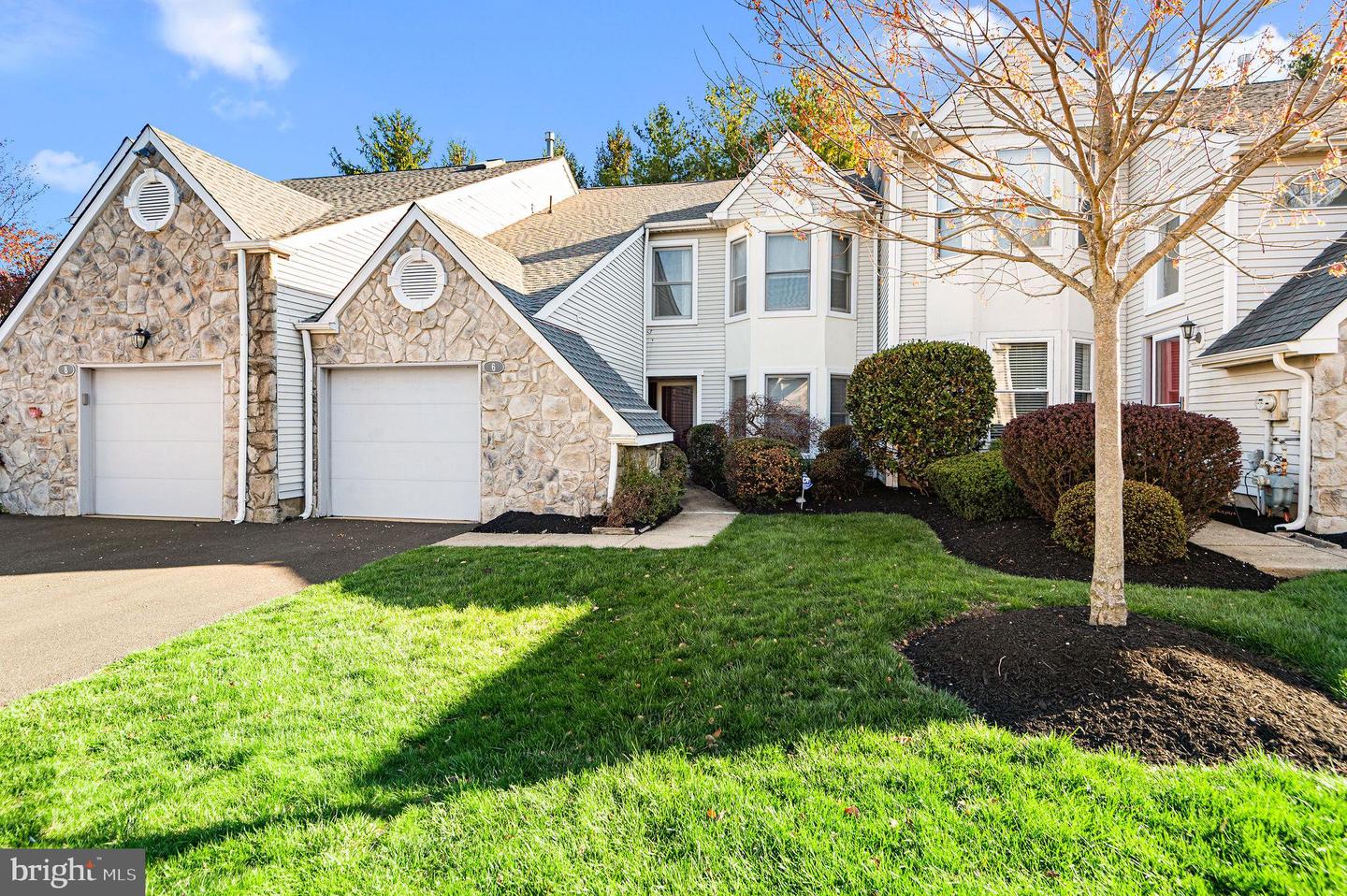6 Kanon Ct Property Photo 1