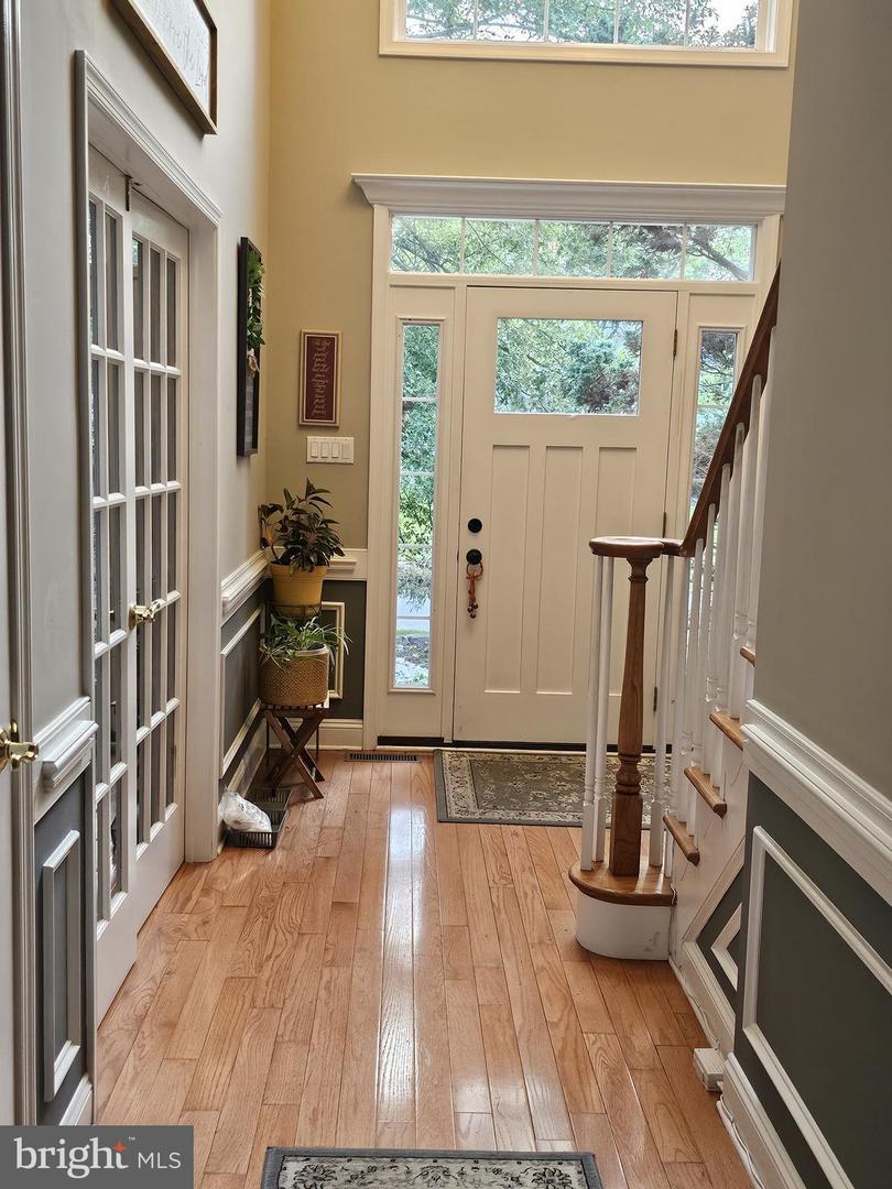 13 Leapson Ln Property Photo 2