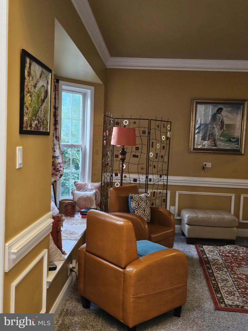 13 Leapson Ln Property Photo 6