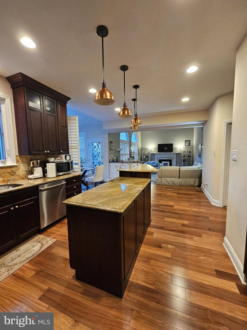 13 Leapson Ln Property Photo 10