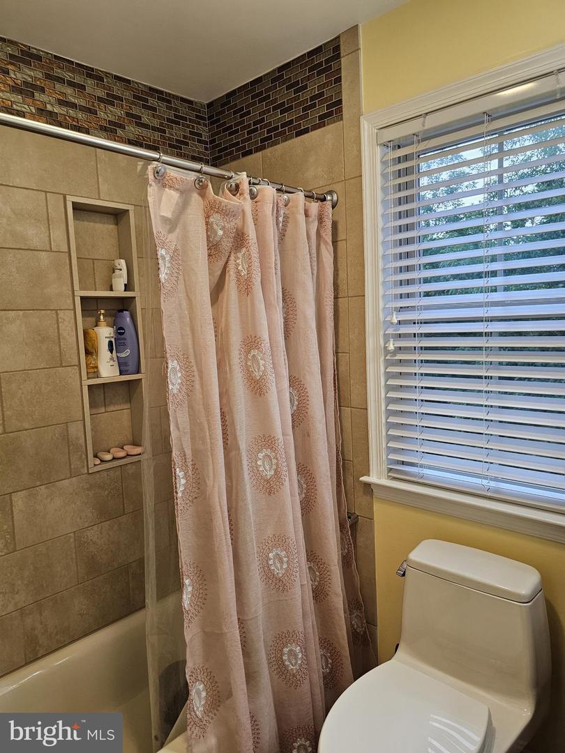 13 Leapson Ln Property Photo 19