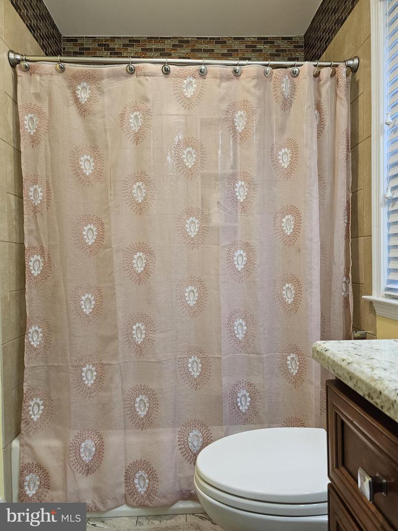 13 Leapson Ln Property Photo 21