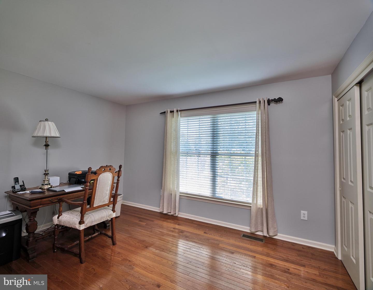 102 Parkside Dr Property Photo 24