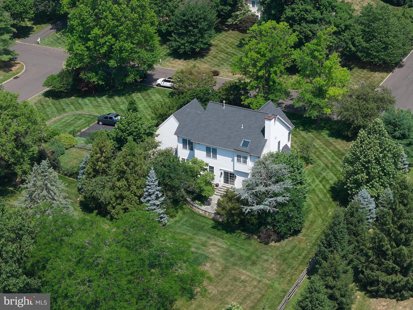 102 Parkside Dr Property Photo 33