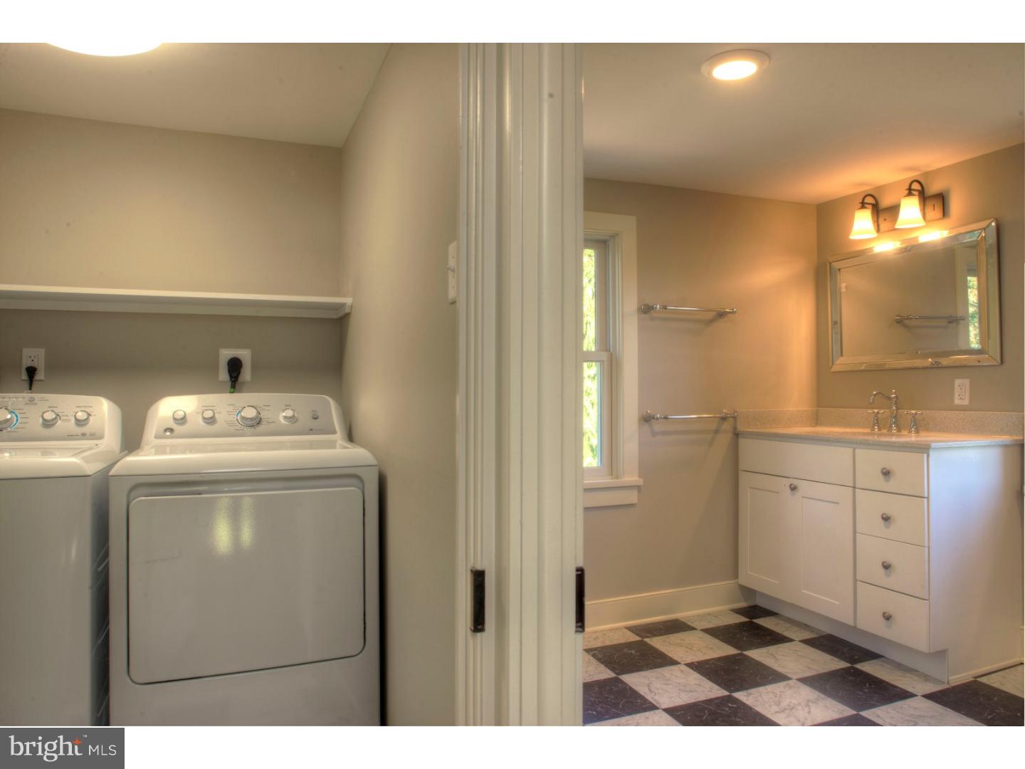 5253 Upper Mountain Rd Property Photo 19