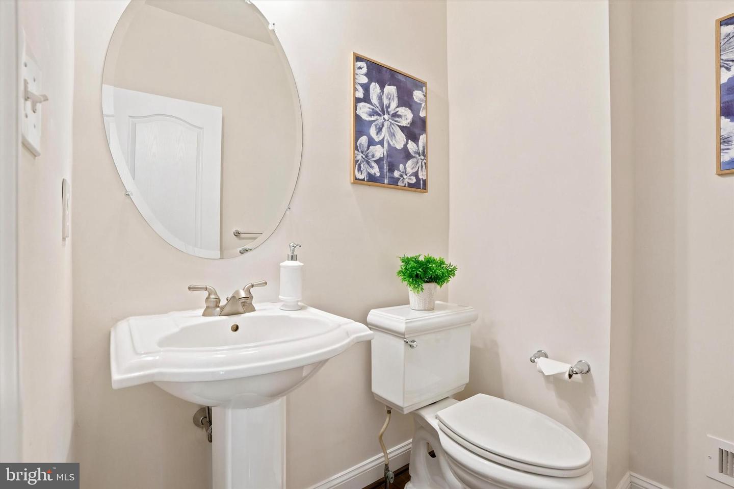 3268 Waterstone Ct #185 Property Photo 5