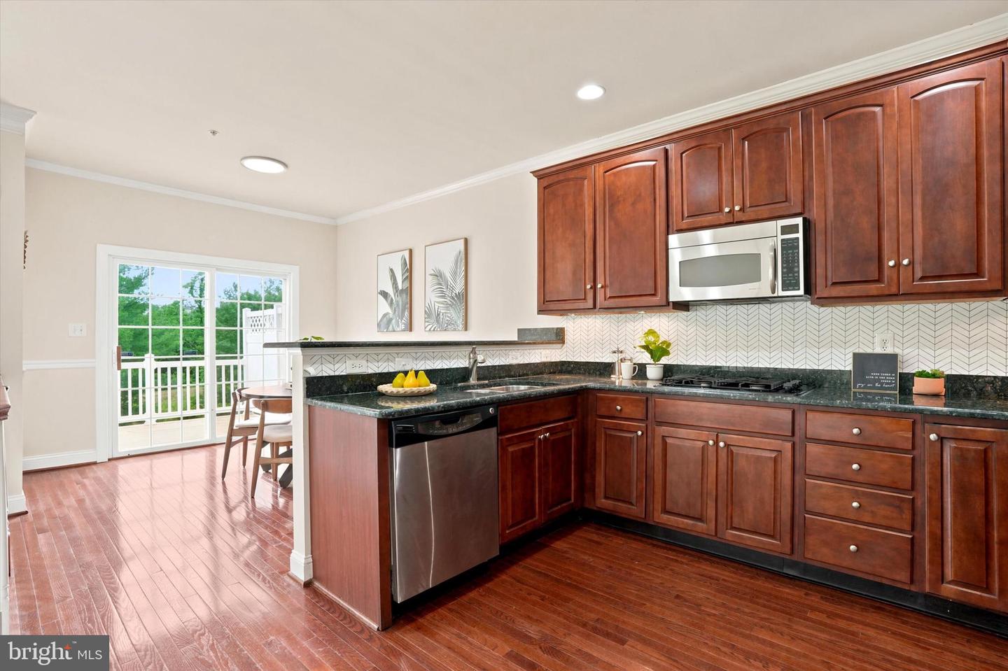 3268 Waterstone Ct #185 Property Photo 6