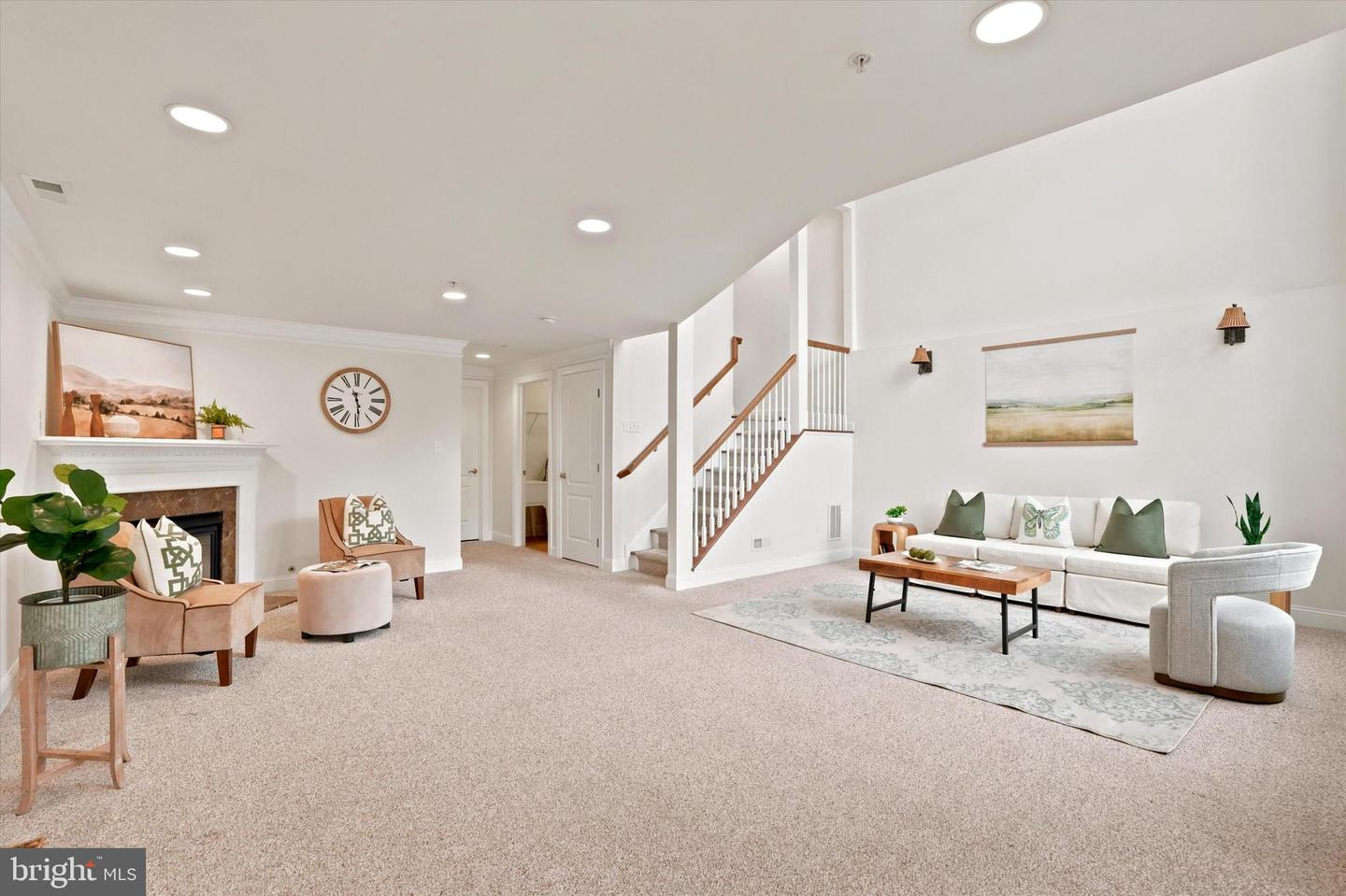 3268 Waterstone Ct #185 Property Photo 12
