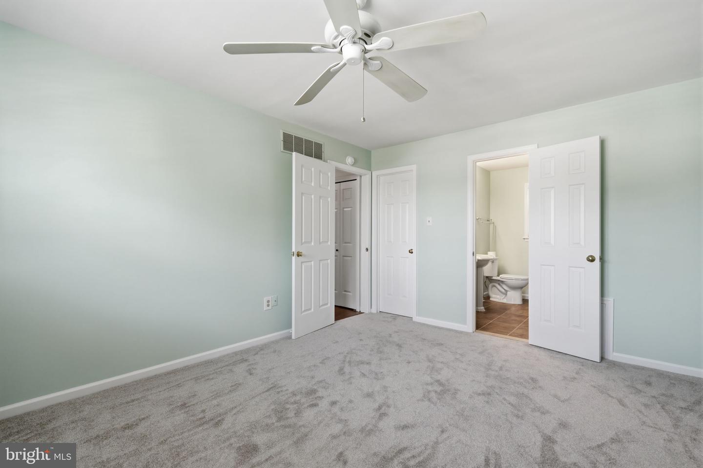 441 Stanford Rd Property Photo 23