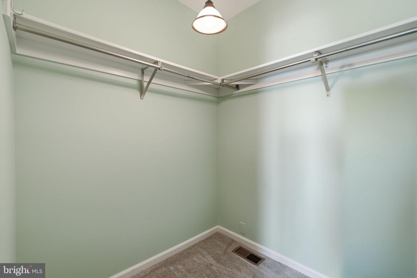 441 Stanford Rd Property Photo 26