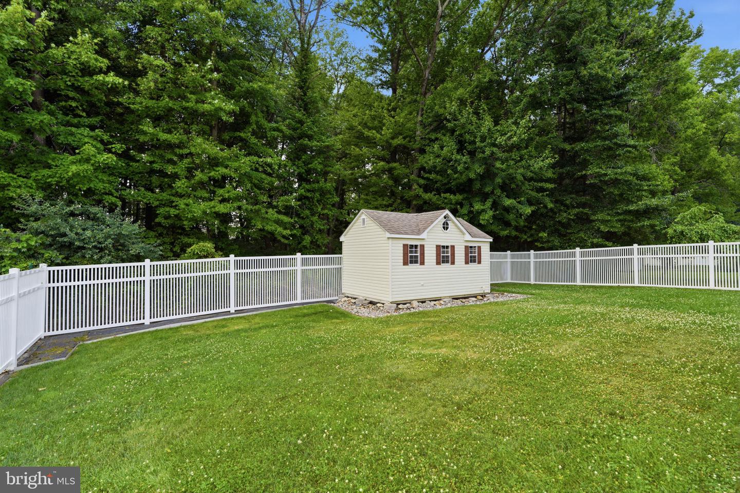 441 Stanford Rd Property Photo 29