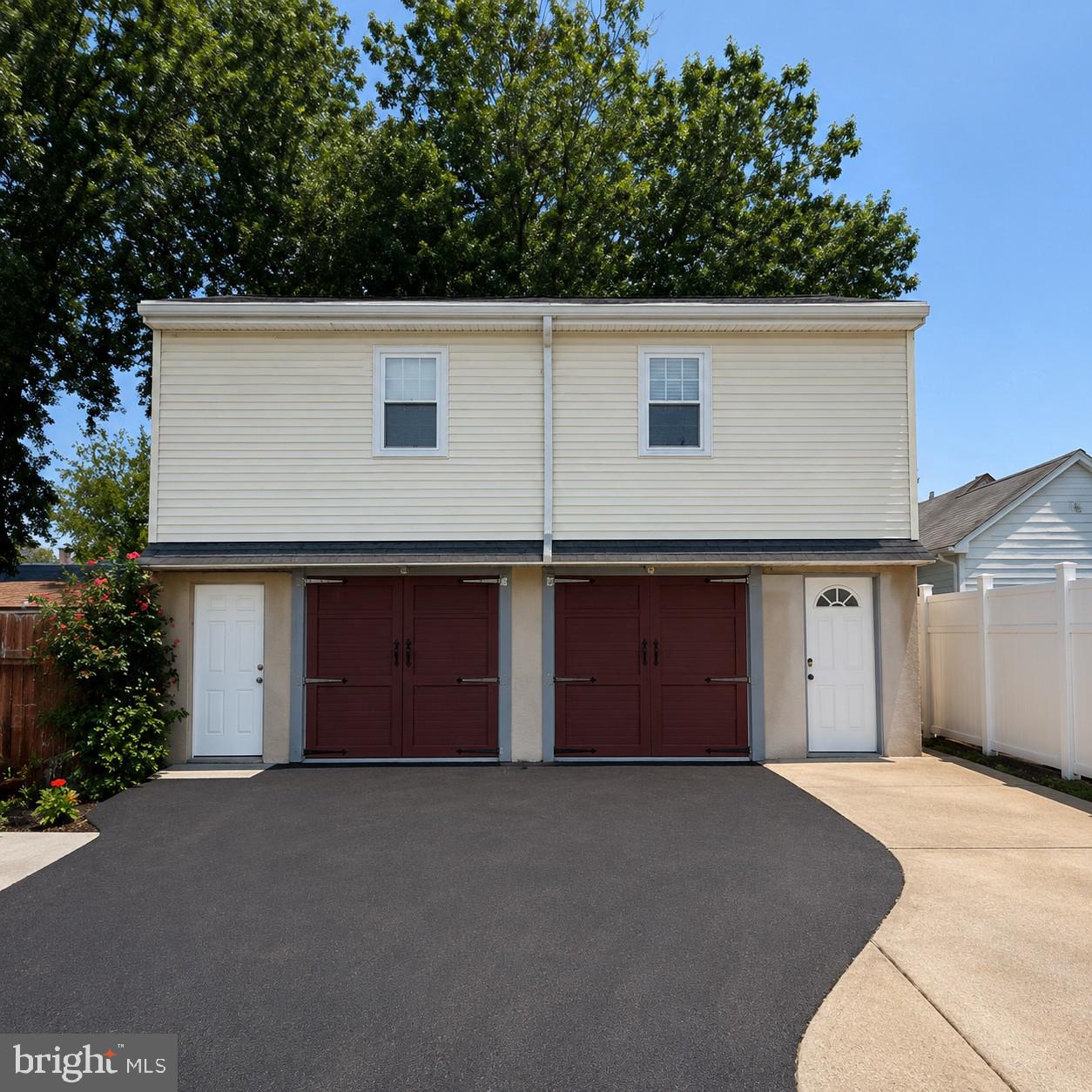 1183 Lowell Ave Property Photo 6
