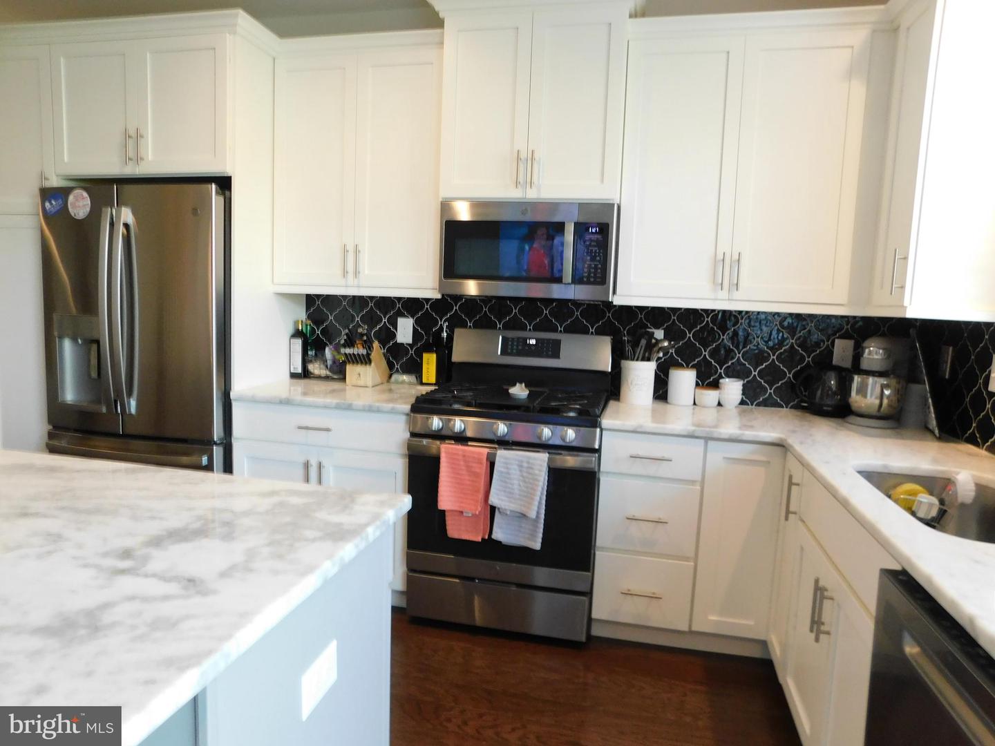 16740 River View Cir Property Photo 7