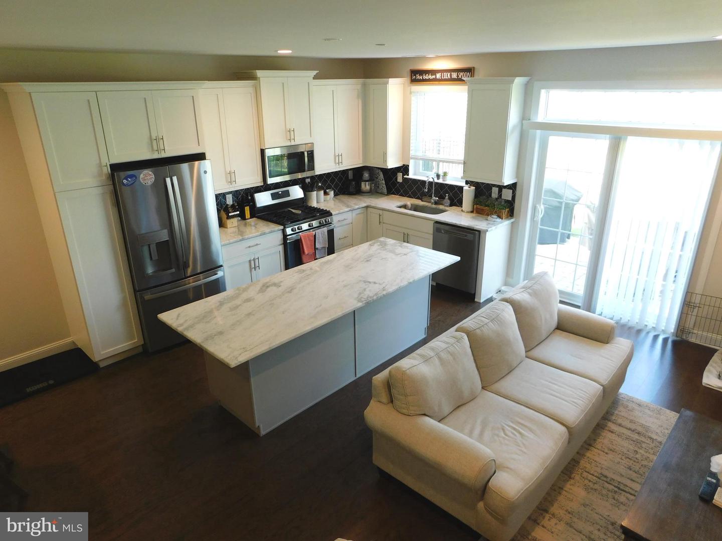 16740 River View Cir Property Photo 9