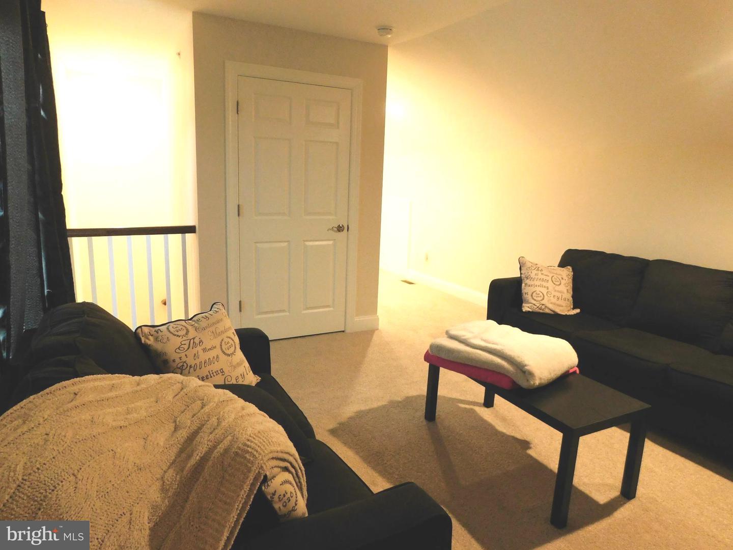 16740 River View Cir Property Photo 17