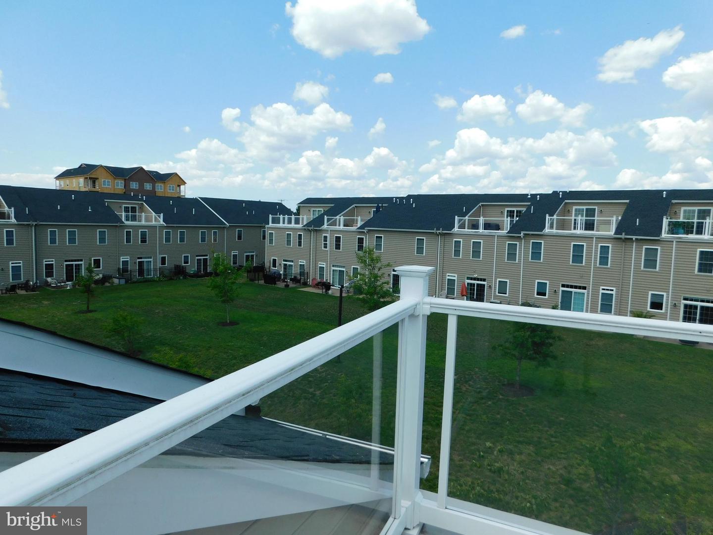 16740 River View Cir Property Photo 18