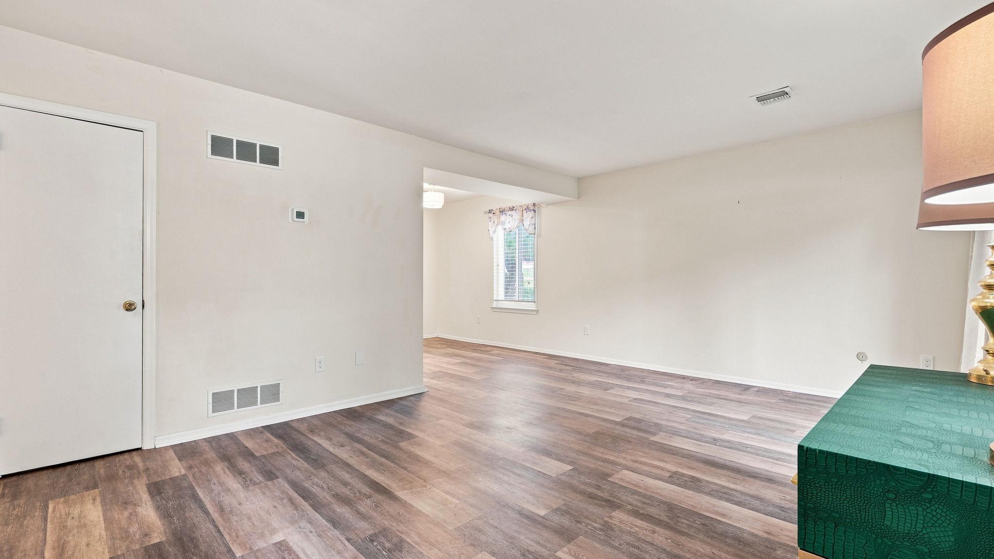 1-4 Aspen Way Property Photo 10