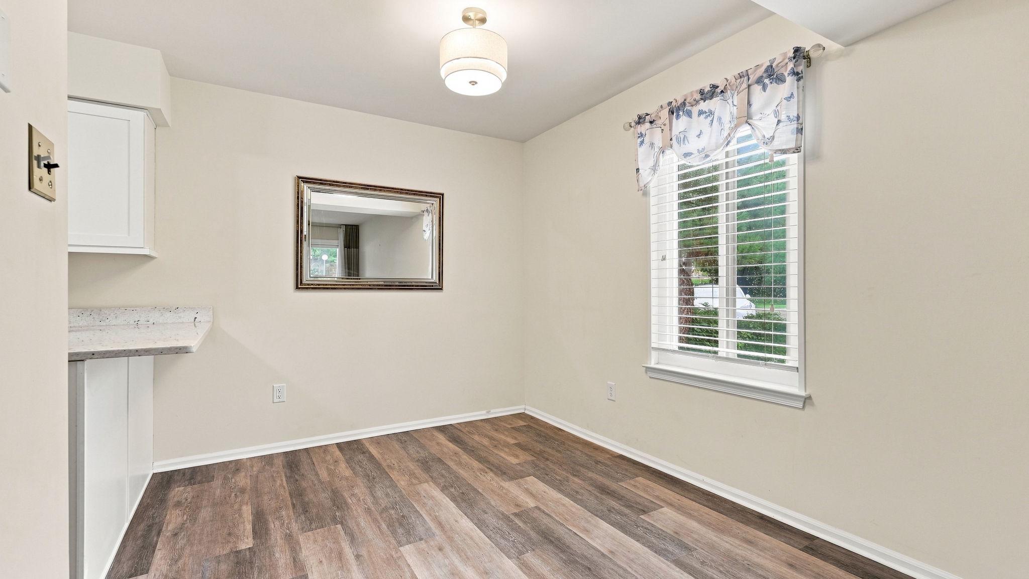 1-4 Aspen Way Property Photo 11