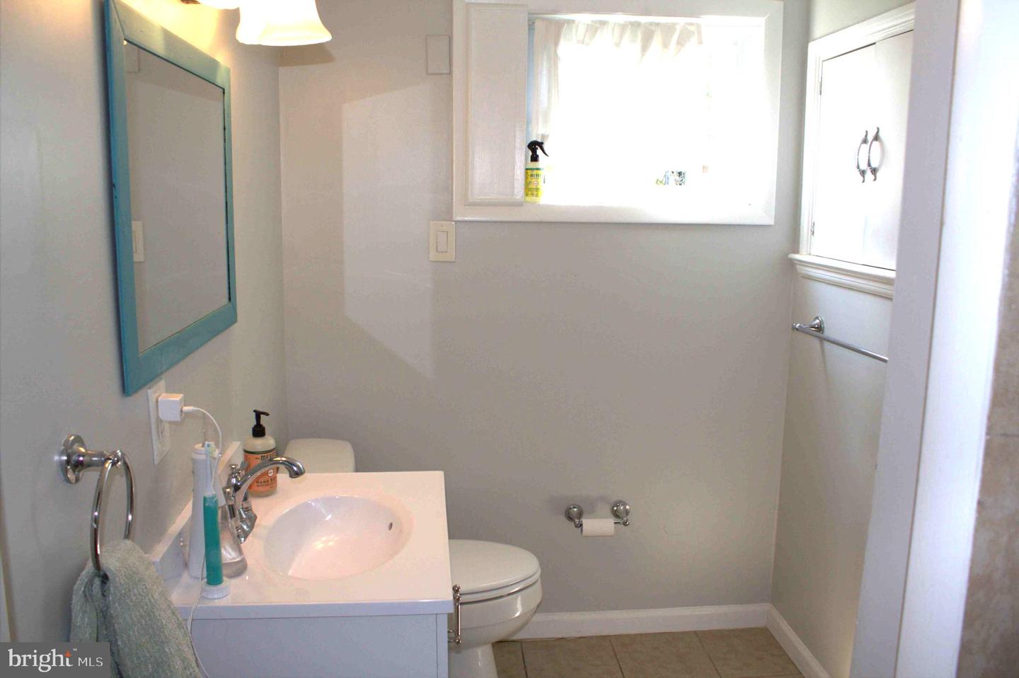 28 N Main St #24 Property Photo 8