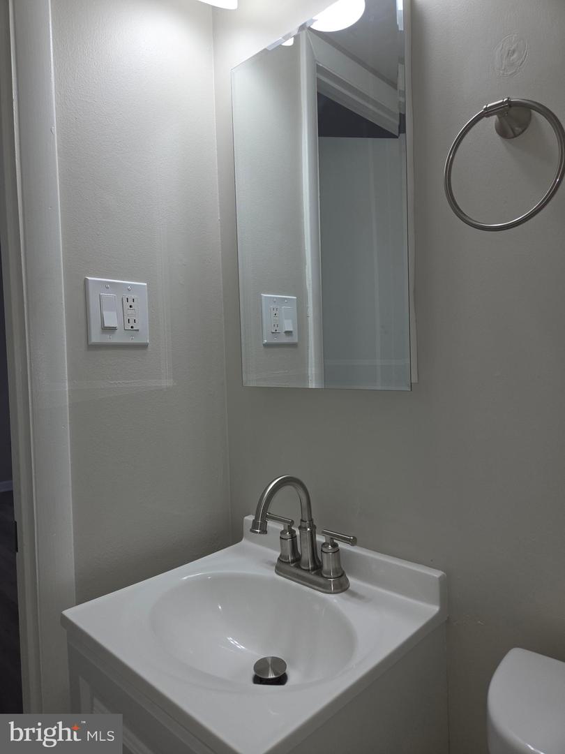 5063 Sayer Ct Property Photo 31