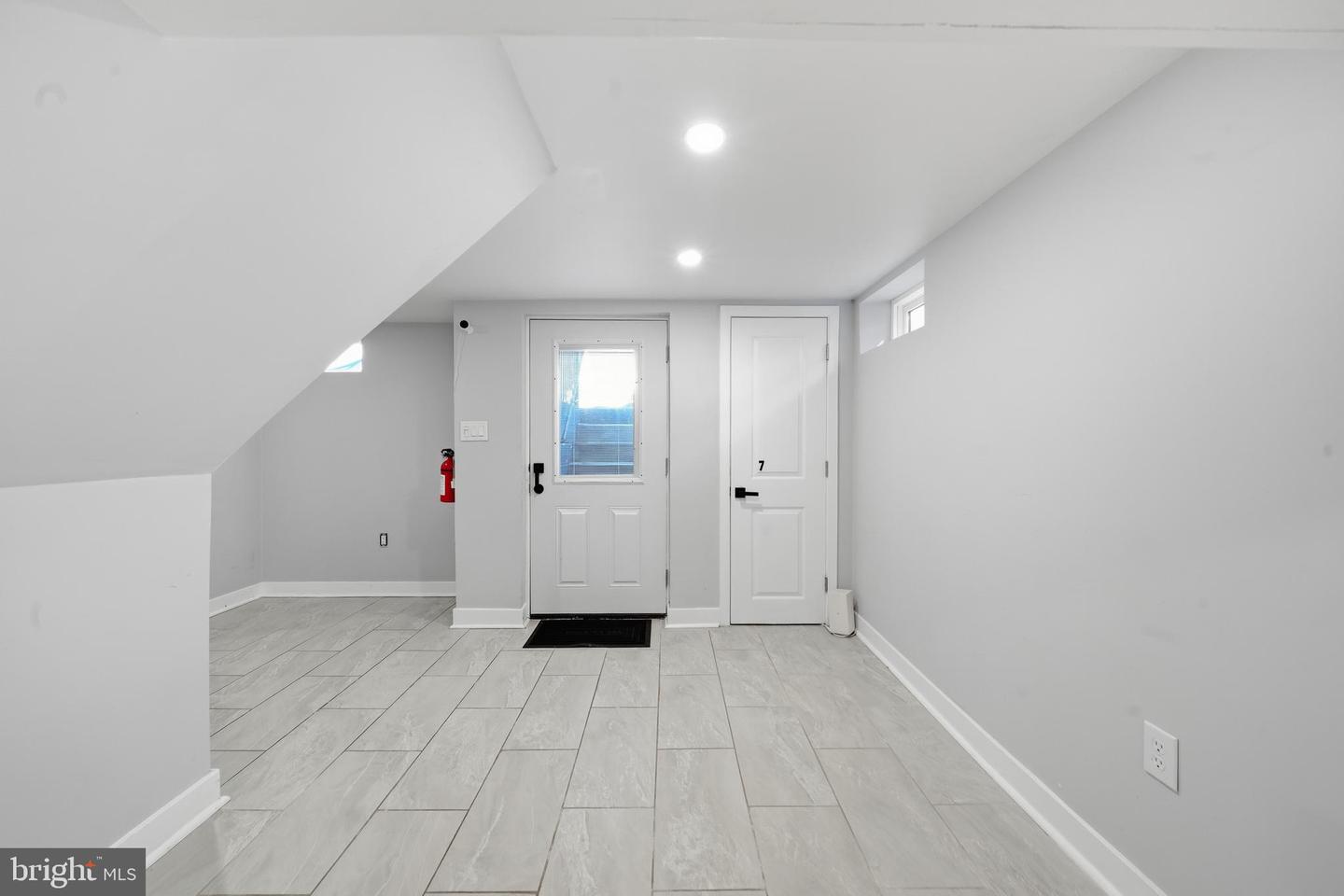 409 River Rd Property Photo 19