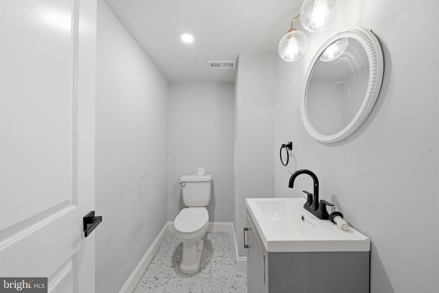 409 River Rd Property Photo 21