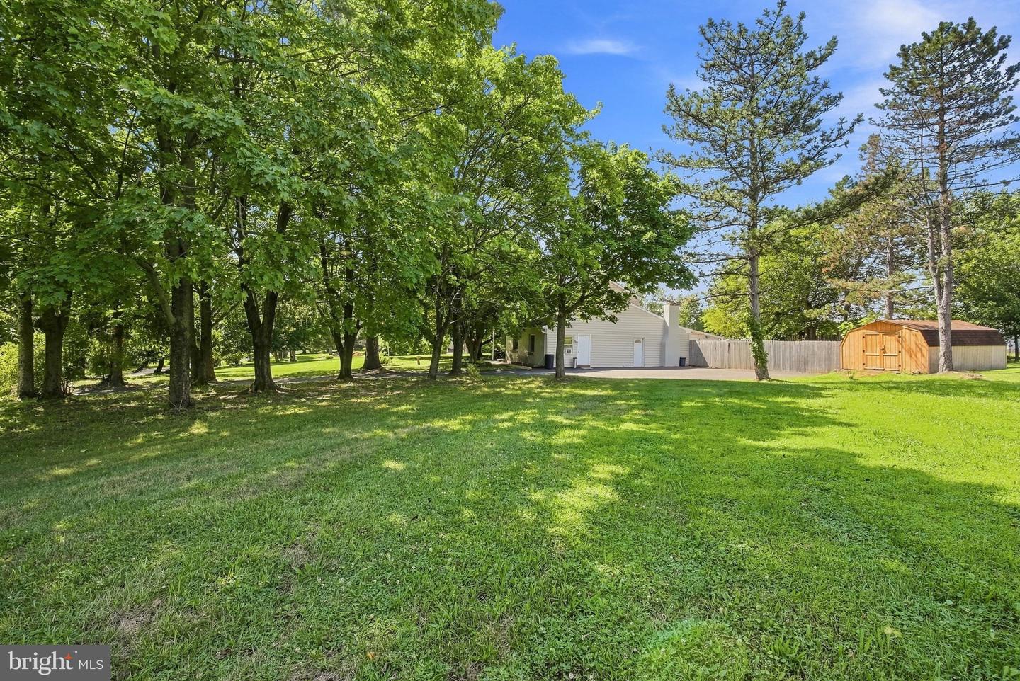 404 Hilltown Pike Property Photo 2
