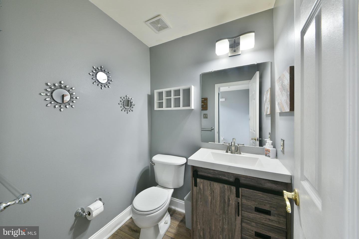 1015 Hickory Ridge Dr Property Photo 15