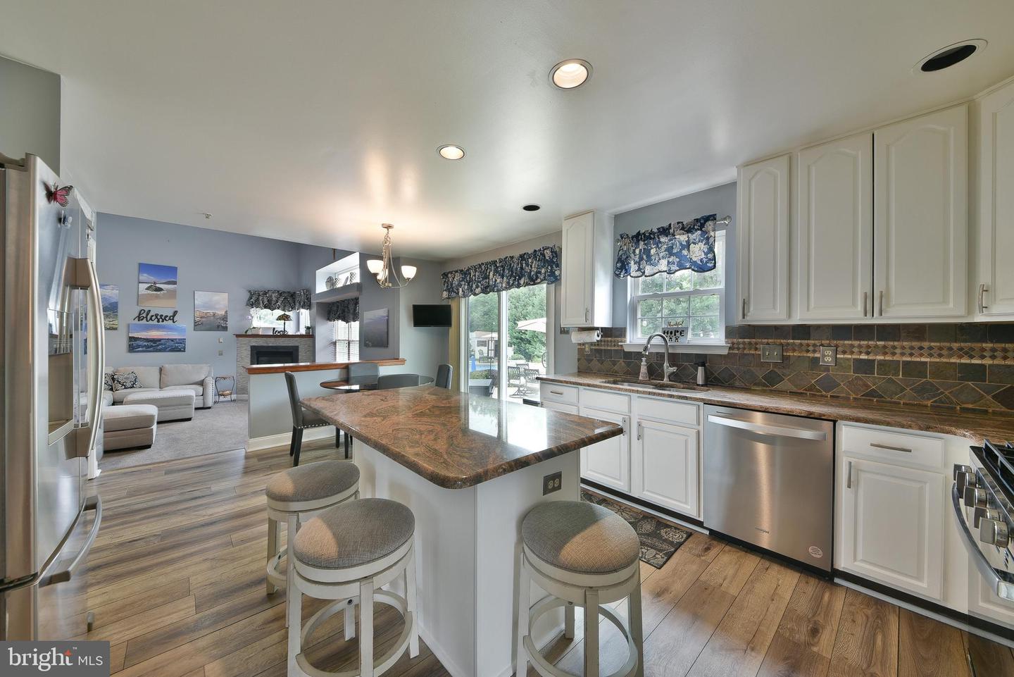 1015 Hickory Ridge Dr Property Photo 16