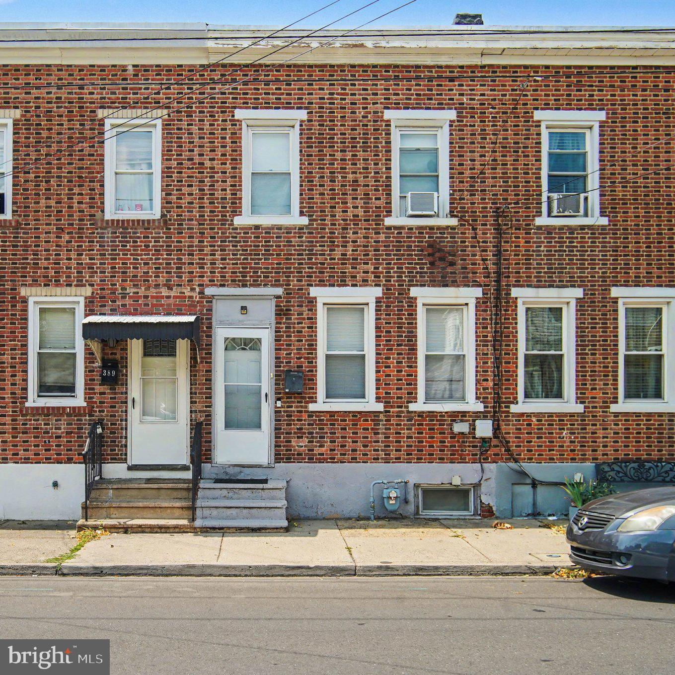 491 Pond St Property Photo 1