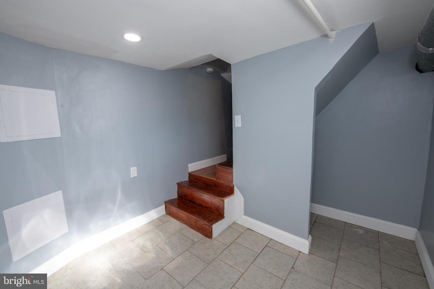 606 Green St Property Photo 28