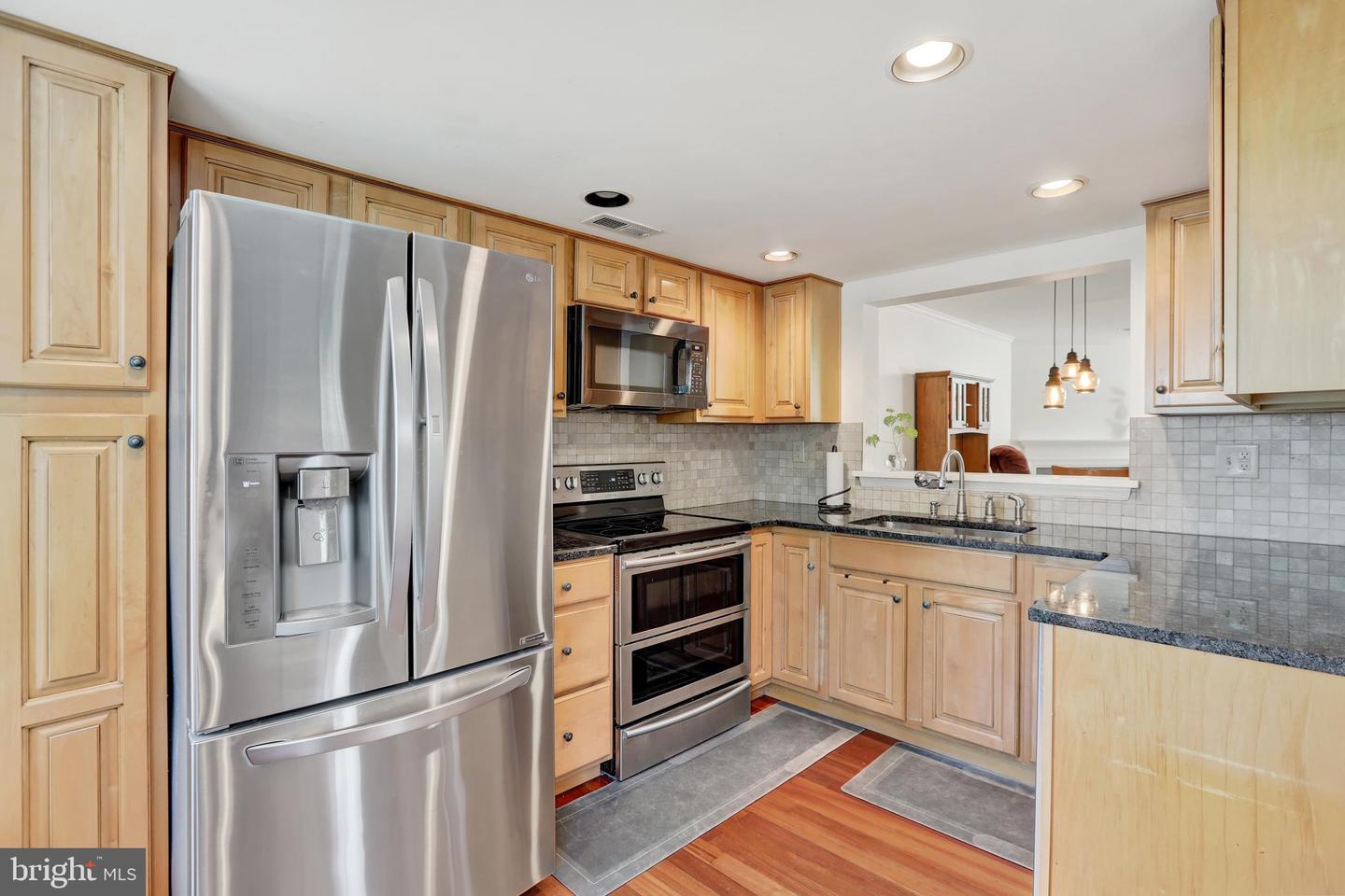 2 Taylors Way Property Photo 14