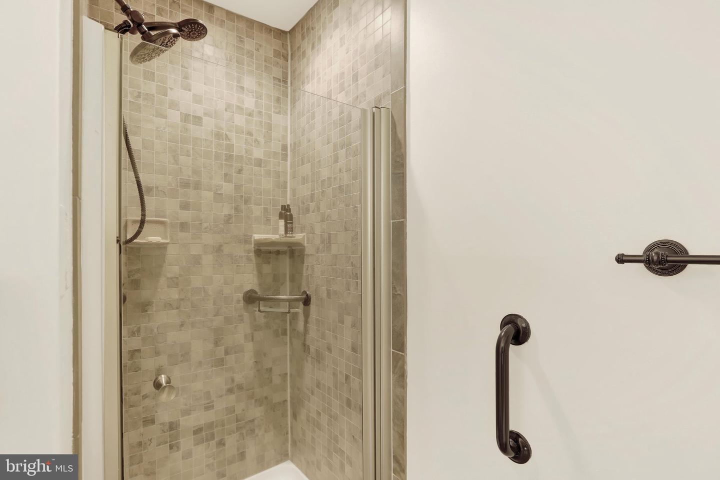 2 Taylors Way Property Photo 23