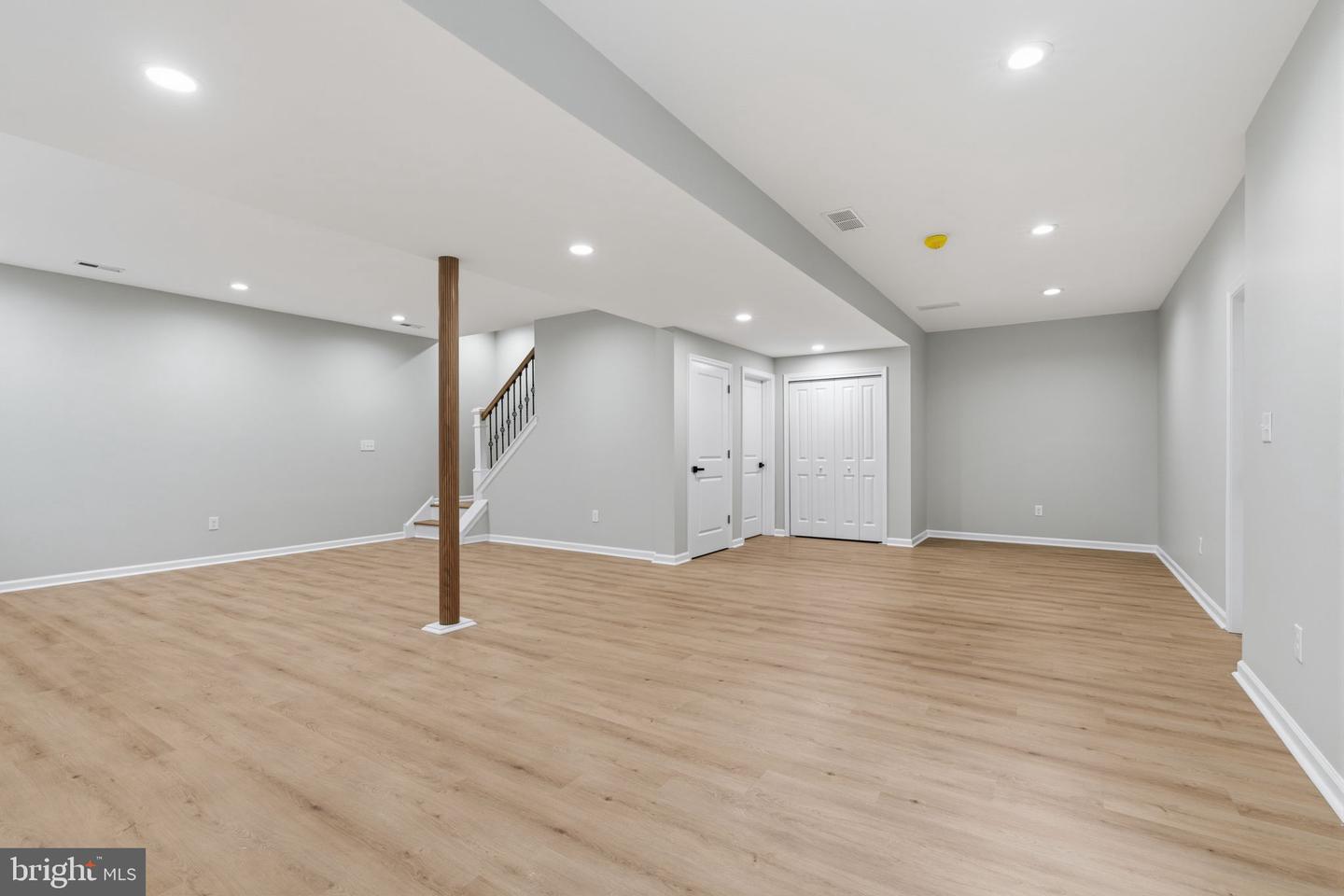 151 E Highland Ave Property Photo 29