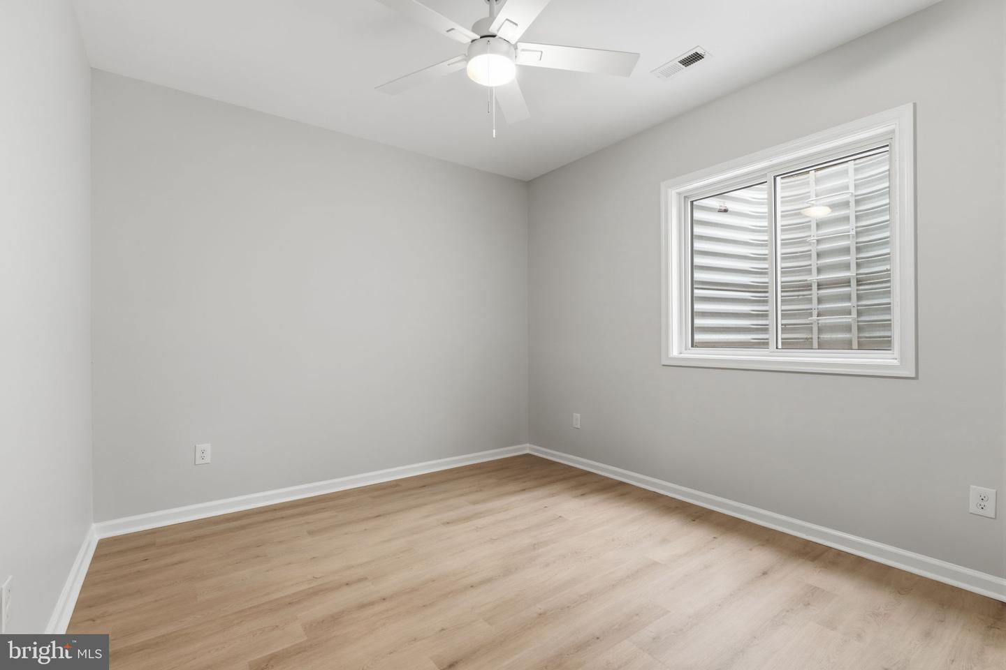 151 E Highland Ave Property Photo 30