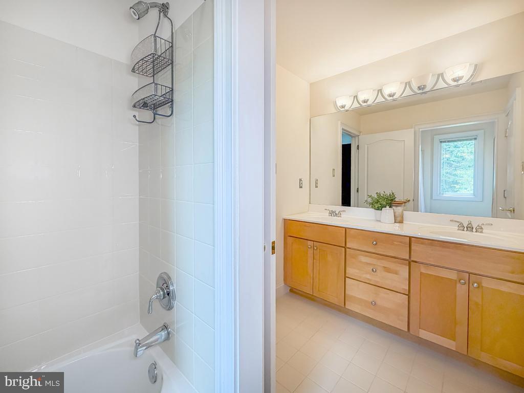 2212 Corson Ln Property Photo 35