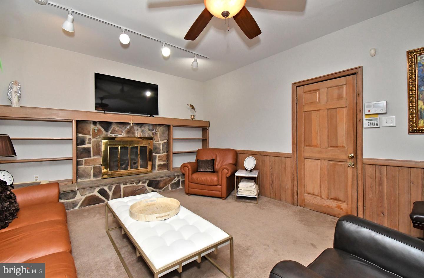 22 Wychwood Ln Property Photo 16