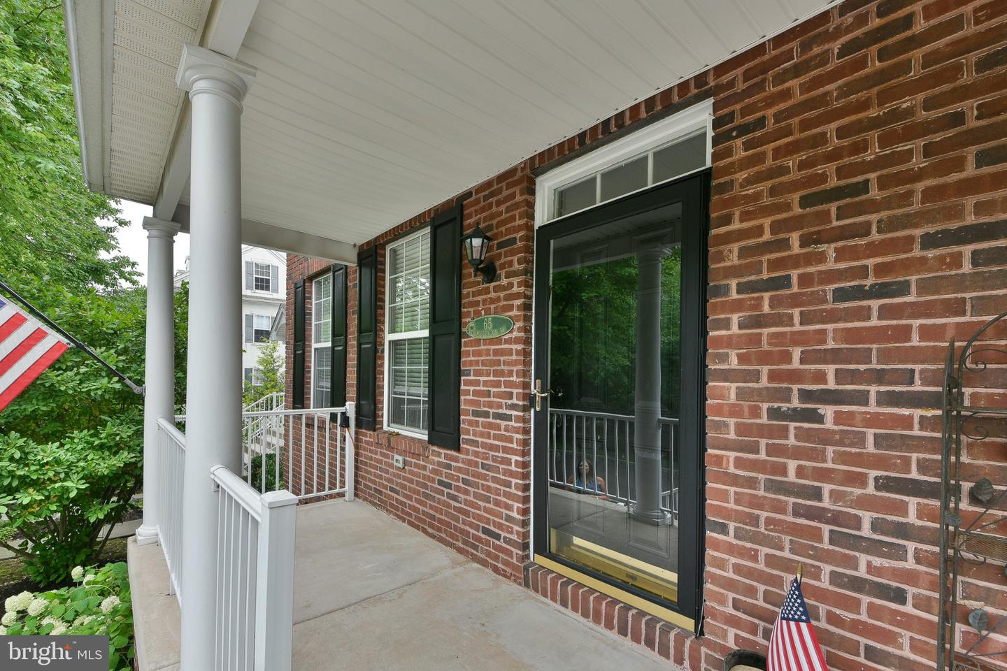 65 Woodbridge Dr Property Photo 5