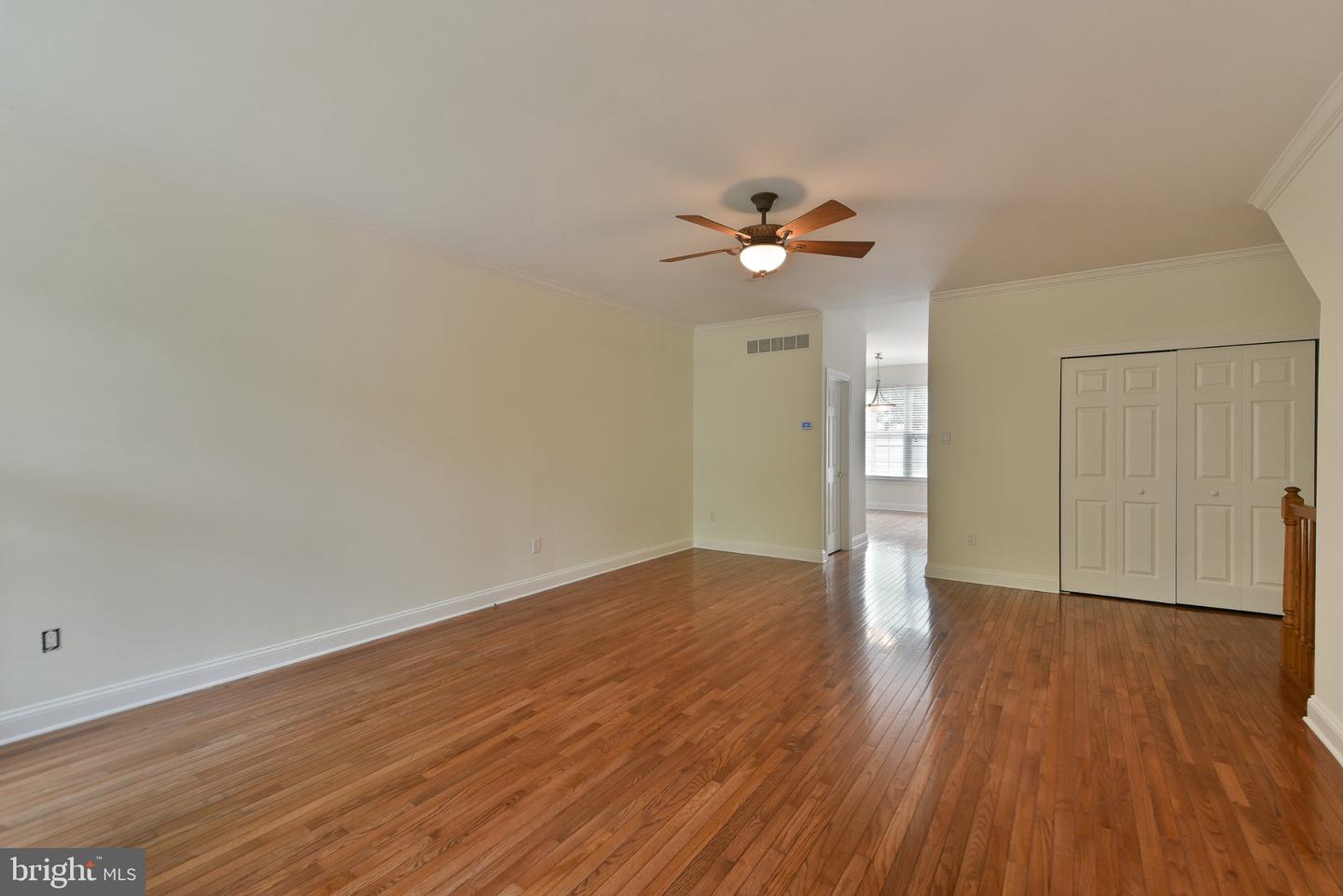65 Woodbridge Dr Property Photo 10
