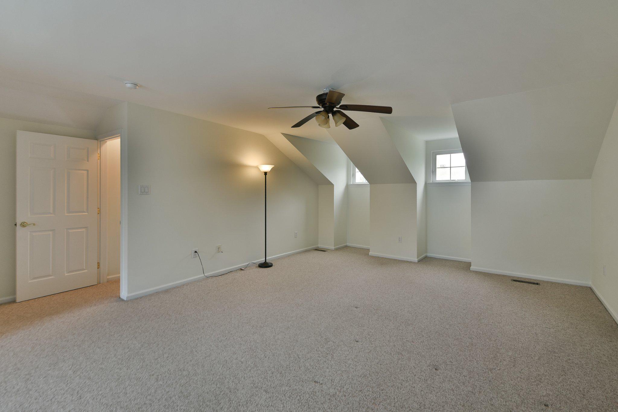 65 Woodbridge Dr Property Photo 25