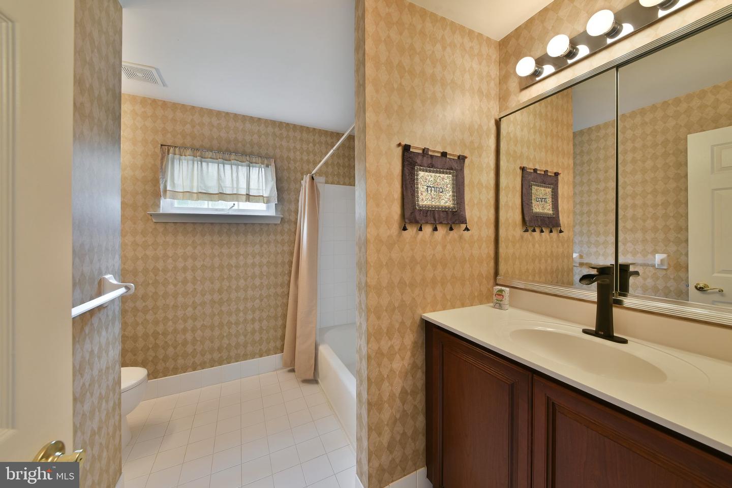 65 Woodbridge Dr Property Photo 30