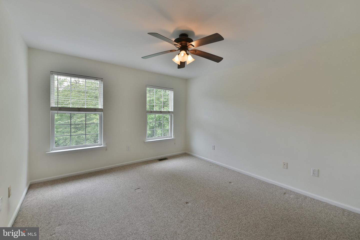 65 Woodbridge Dr Property Photo 38